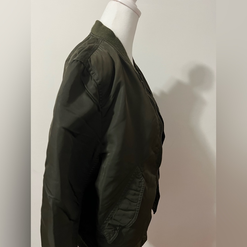 Bomber Jacket - Picture 3 of 4